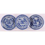 Three porcelain dishes with Willow decor, China, Qianlong, 18th century.