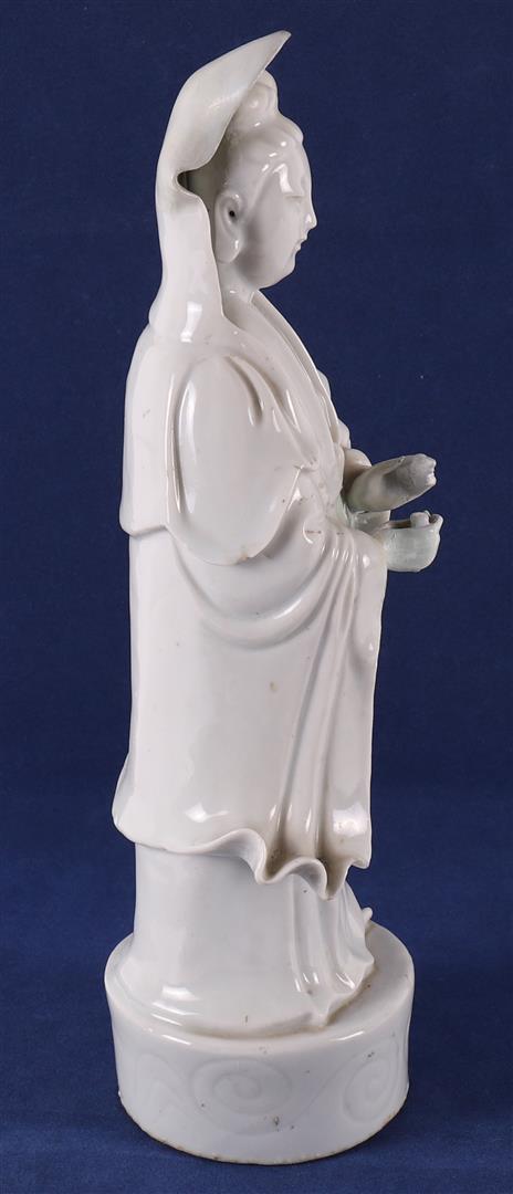 A Blanc de Chine Kwan Yin, China, 1st half 19th century. - Image 3 of 6