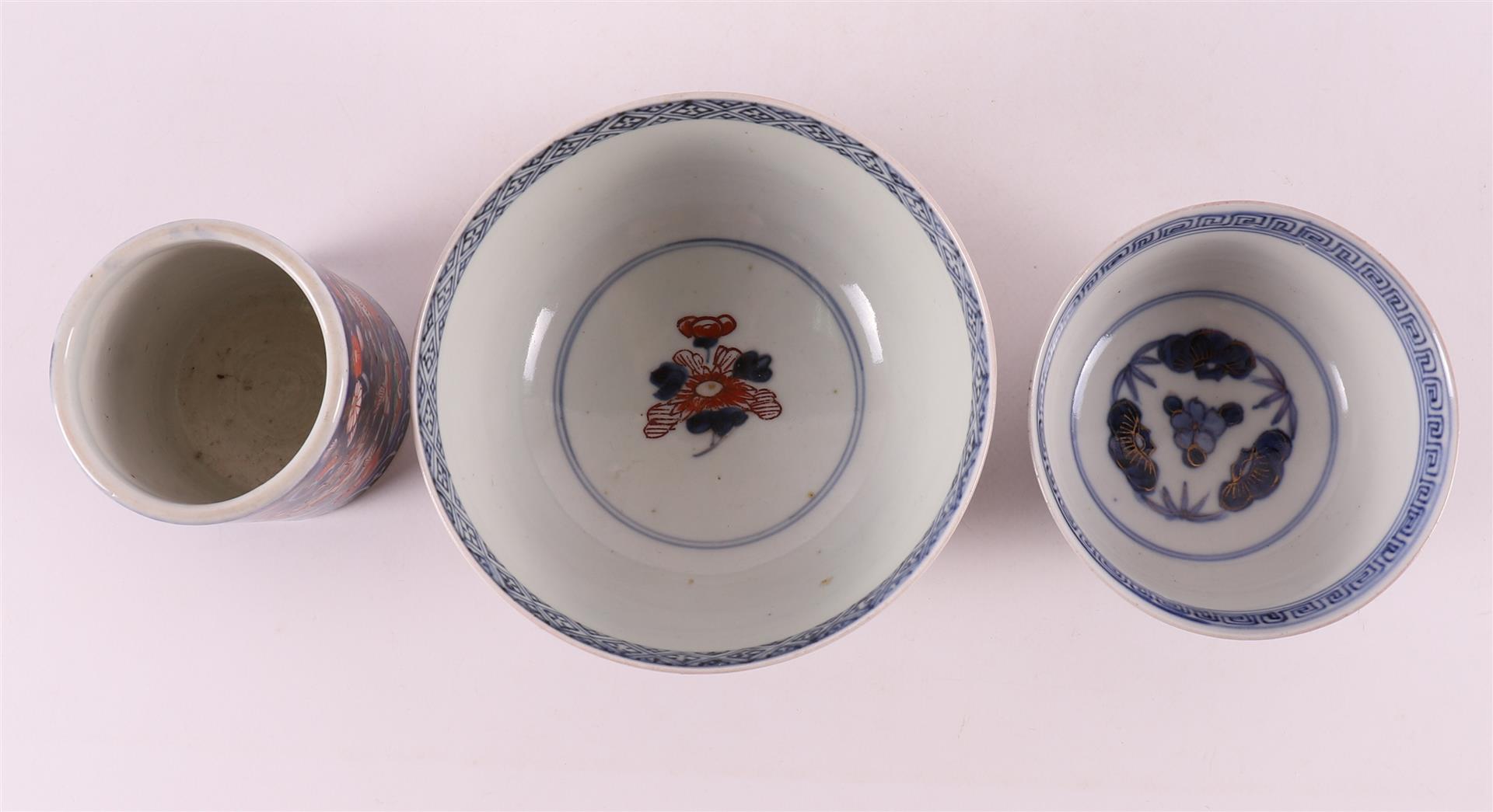 A lot of Imari porcelain, Japan, Meiji, 19th century. - Image 5 of 6