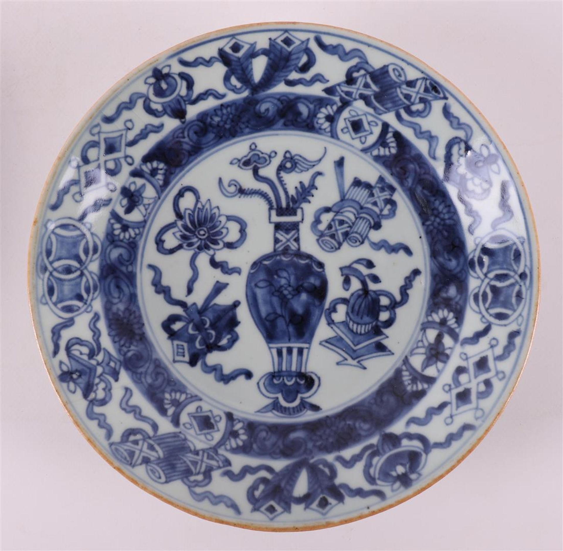 A pair of blue/white porcelain dishes with capucine rim, China, Qianlong - Image 5 of 7