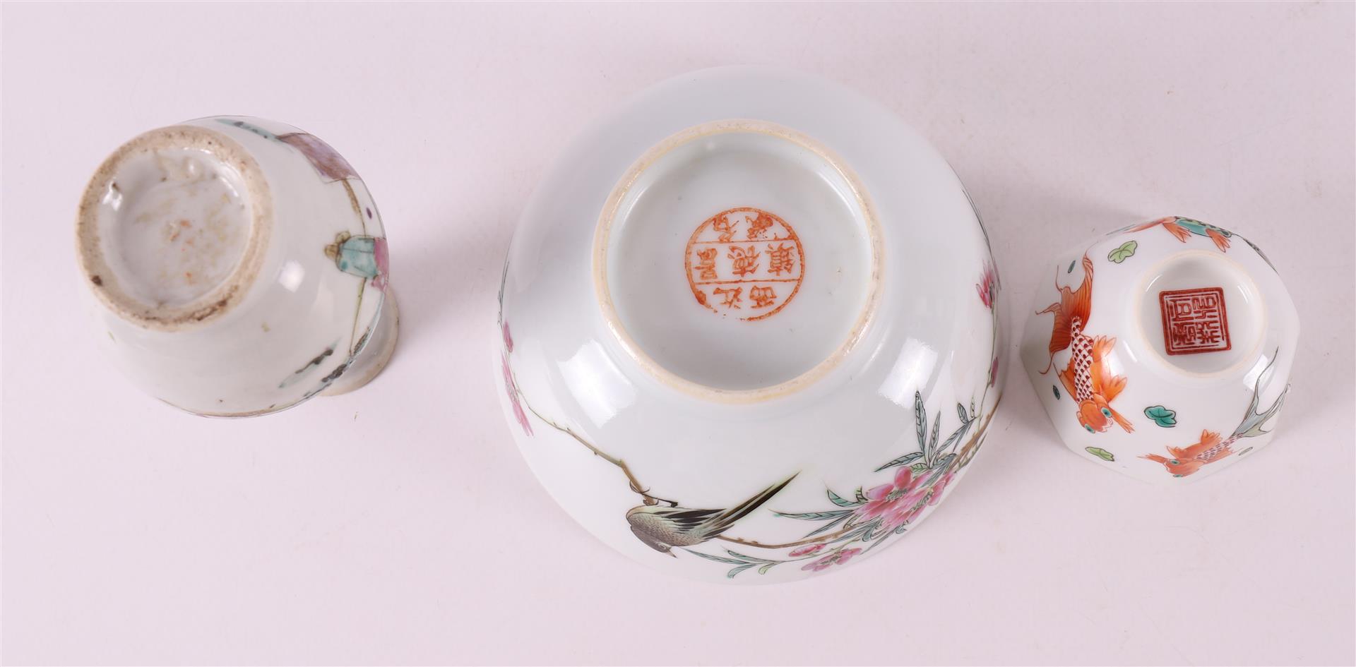 A lot of various porcelain, China, 20th century. - Image 9 of 9