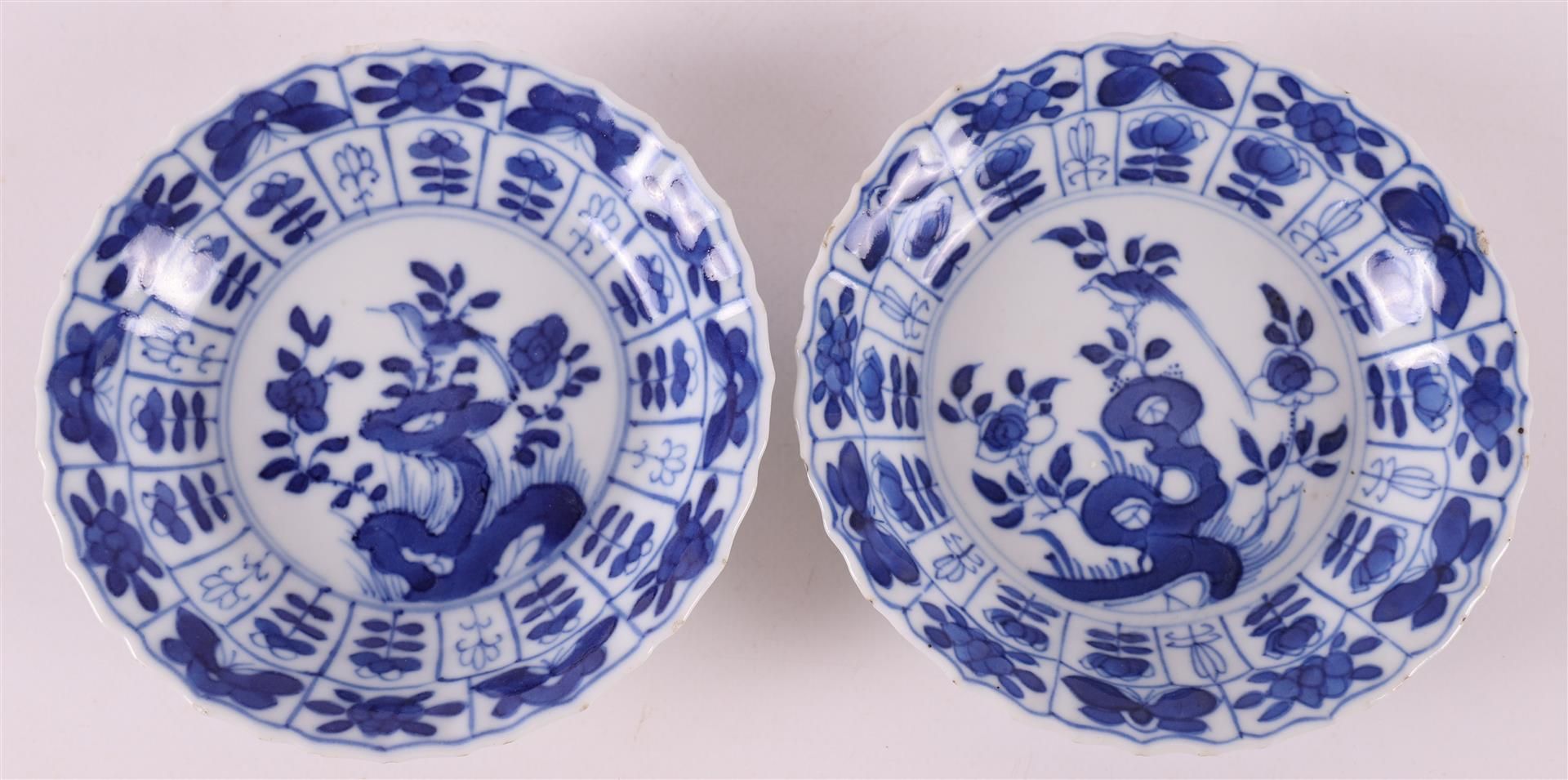 Five blue/white porcelain contoured saucers, China, Kangxi, around 1700 - Image 6 of 10