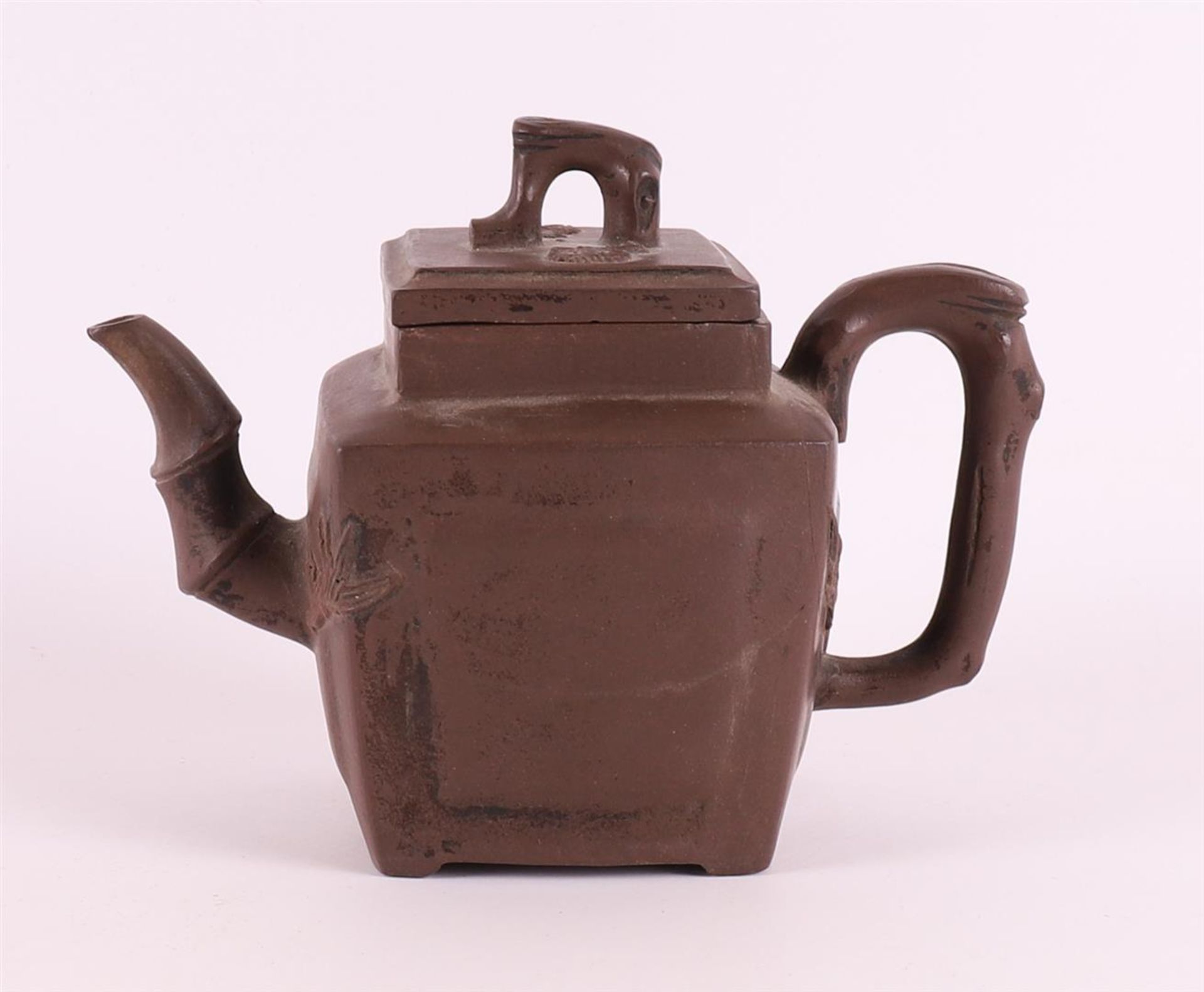 A dark brown Yixing teapot, China 19th century. - Image 2 of 11