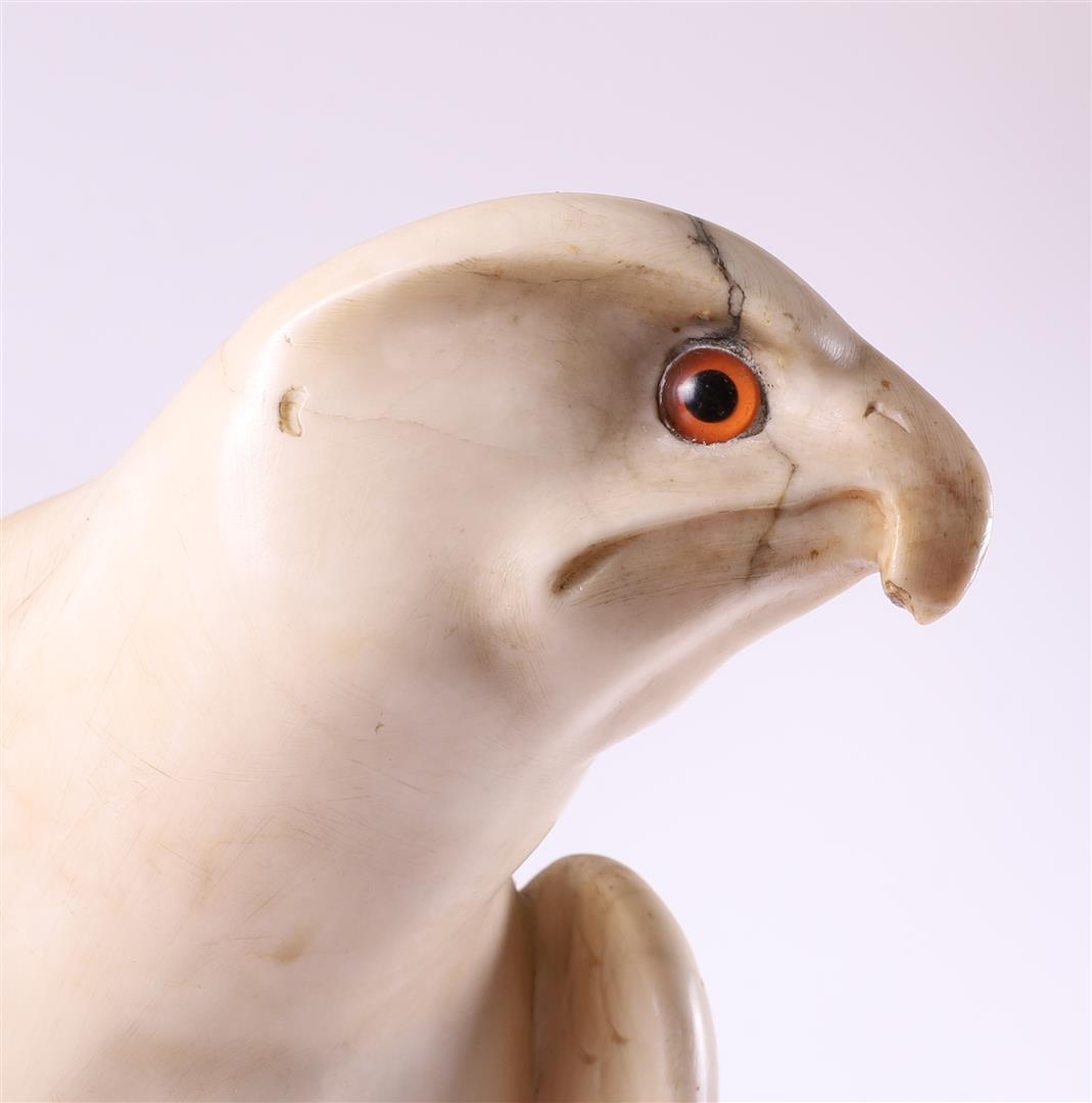 An alabaster sculpture of a bird of prey, ca. 1930. - Bild 5 aus 5