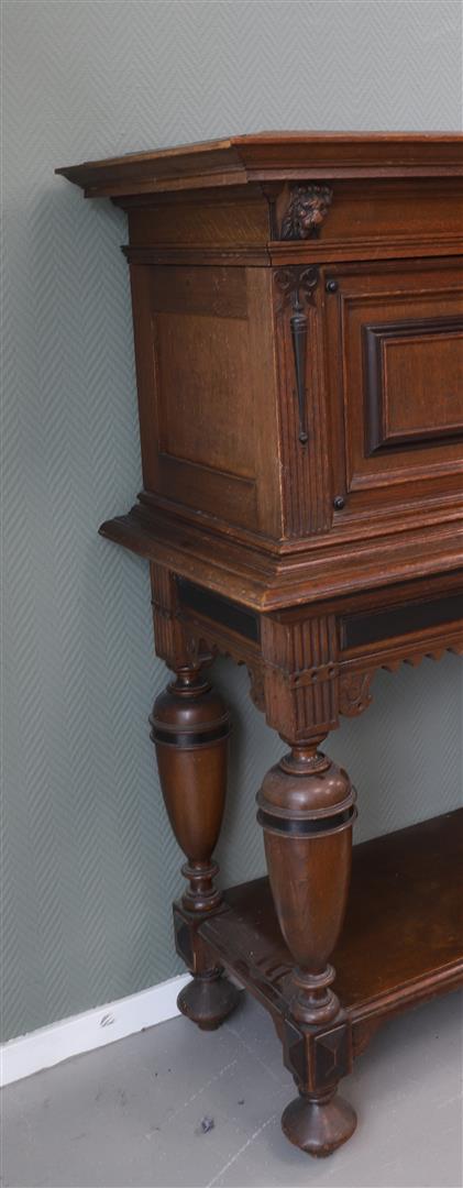 A cabinet with panel doors in the upper cabinet, Renaissance style, around 1900 - Image 2 of 3