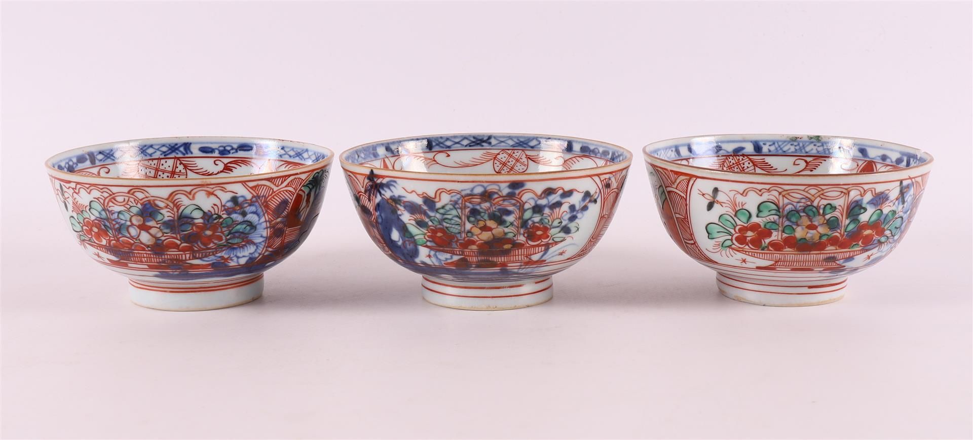 Five various porcelain Amsterdam variegated bowls, China, 18th century. - Image 13 of 17