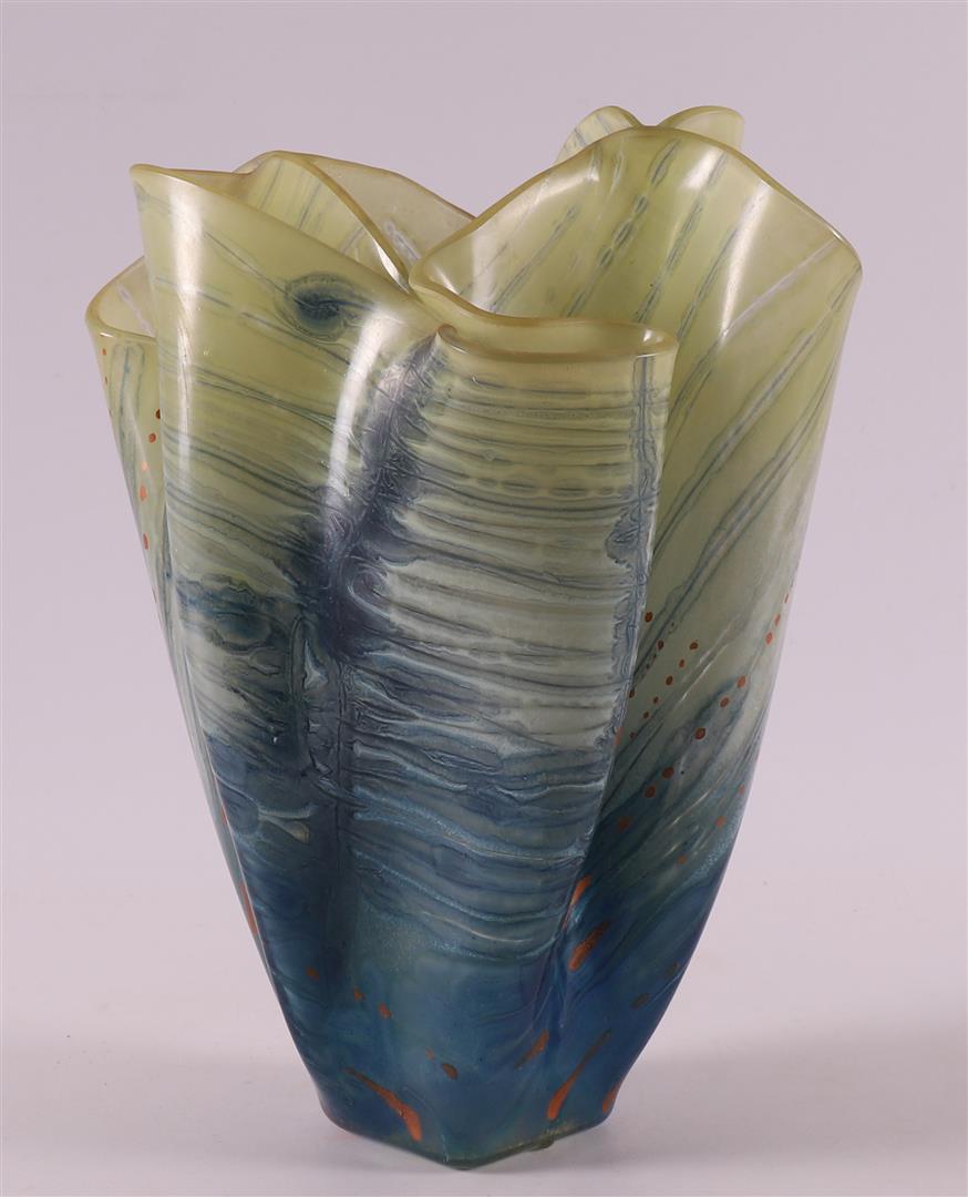 A blue/green glass pleated vase, design & execution: Edith Hagelstange (1934) - Image 2 of 14