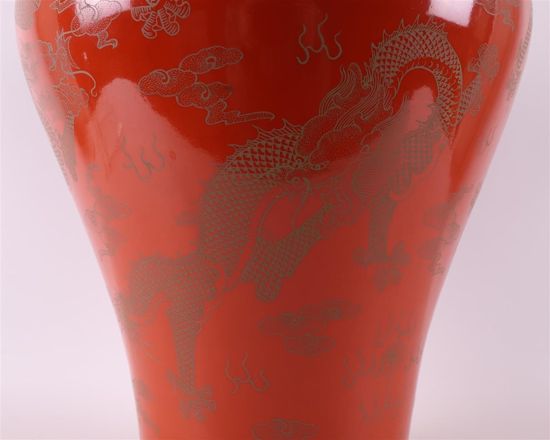 A red glazed porcelain meiping vase, after Qianlong, China, 21st century. - Image 2 of 7
