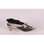 A 1st grade 925/1000 silver needle cushion in the shape of a shoe.