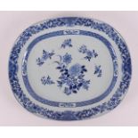 A blue and white porcelain dish, China, Qianlong 18th century.