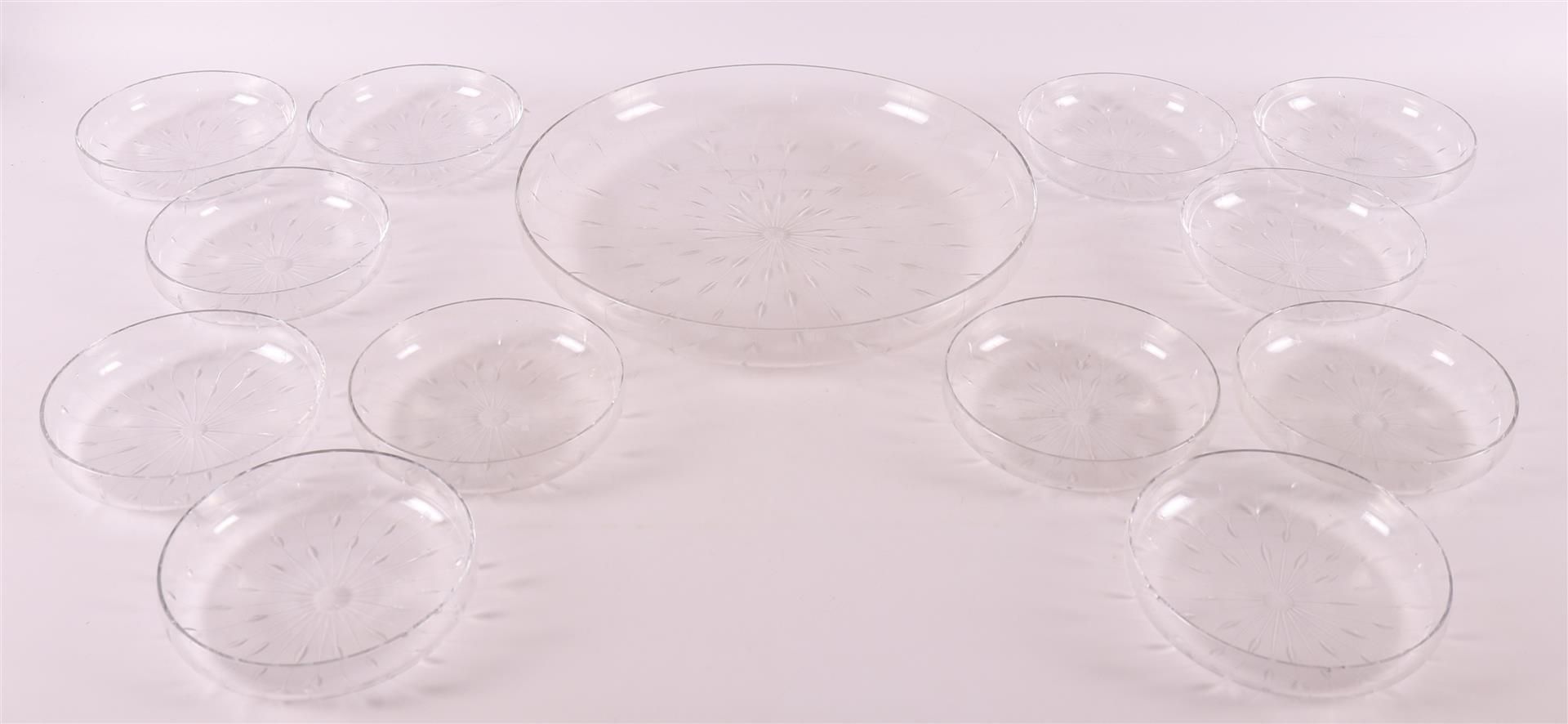 Netherlands, Leerdam. A clear glass hors-d'oevre bowl set, ca. 1947/48.