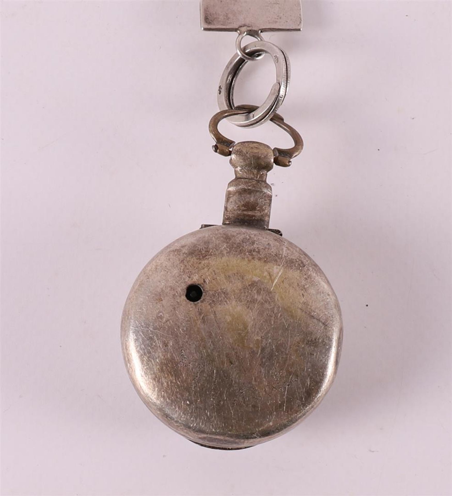 A men's waistcoat pocket watch, so-called tuber in silver case, 18th century. - Image 4 of 4