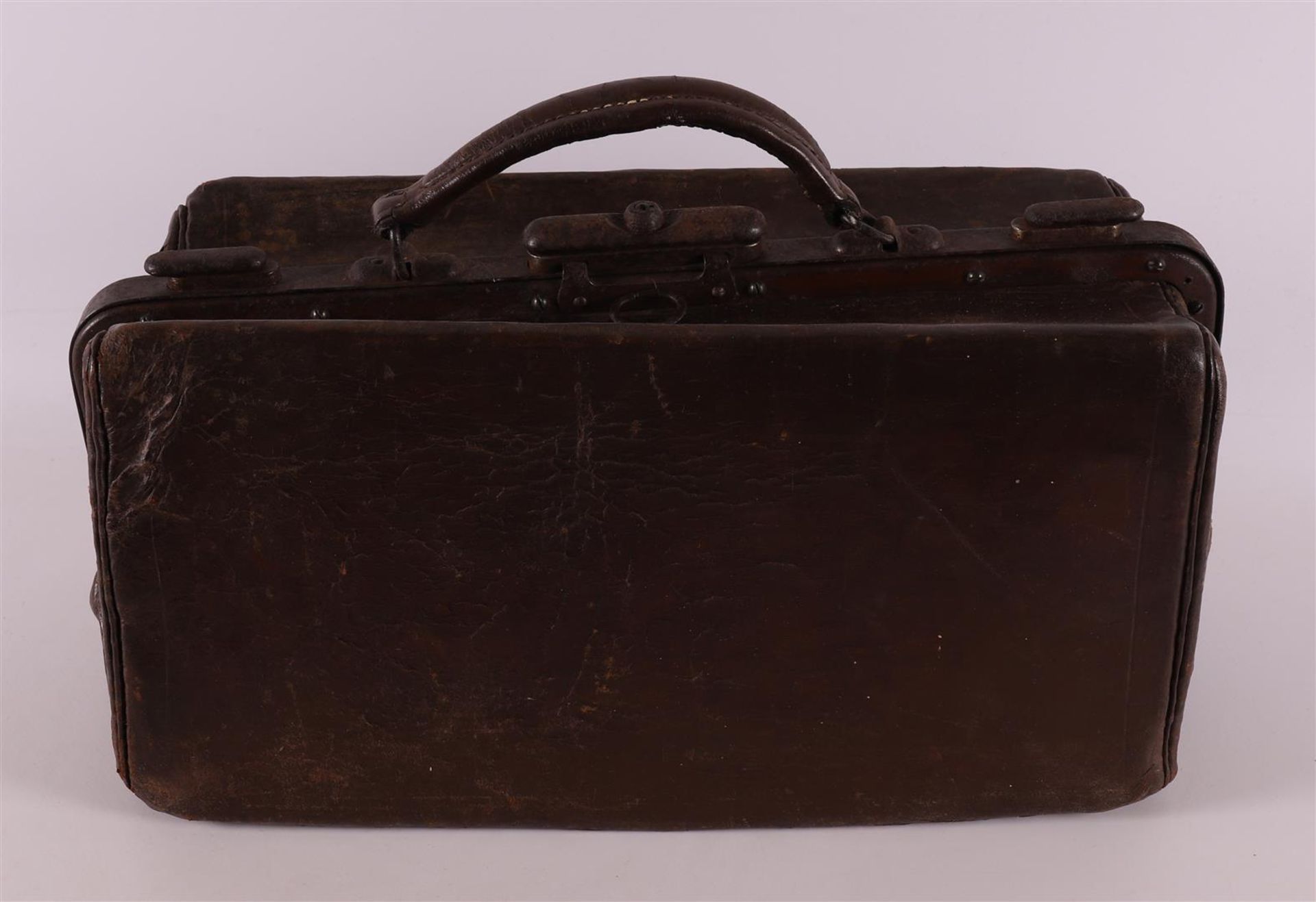 A brown leather doctor's bag, 1st half 20th century. - Image 2 of 3