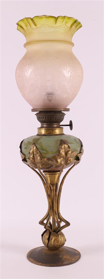 An Art Nouveau table lamp with satin glass shade, around 1900.