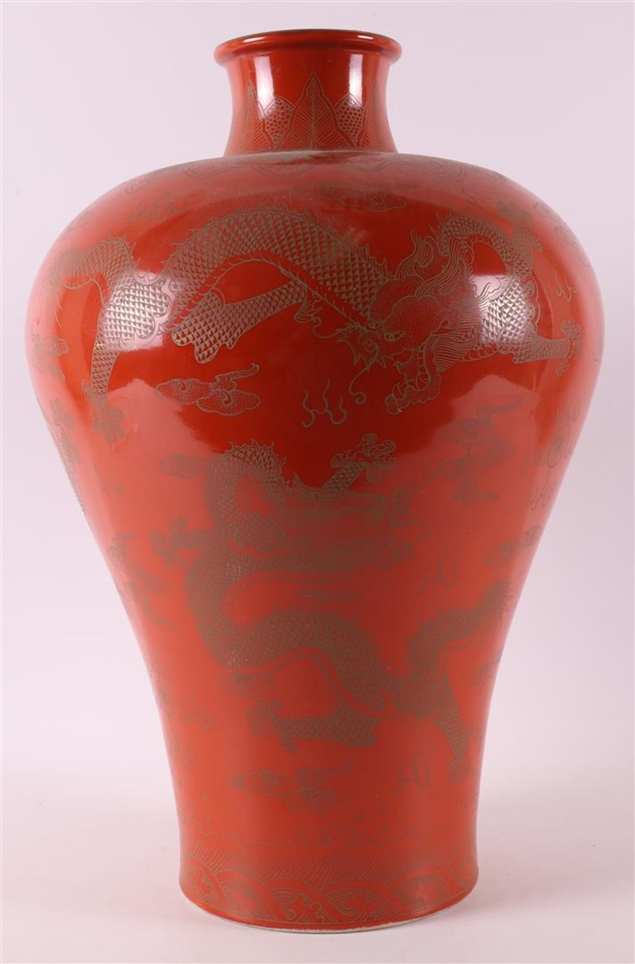 A red glazed porcelain meiping vase, after Qianlong, China, 21st century. - Image 3 of 7