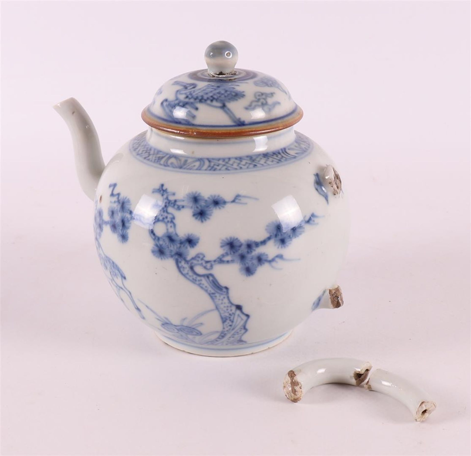 A lot of various blue/white porcelain, China, 18th/19th century. - Image 13 of 22