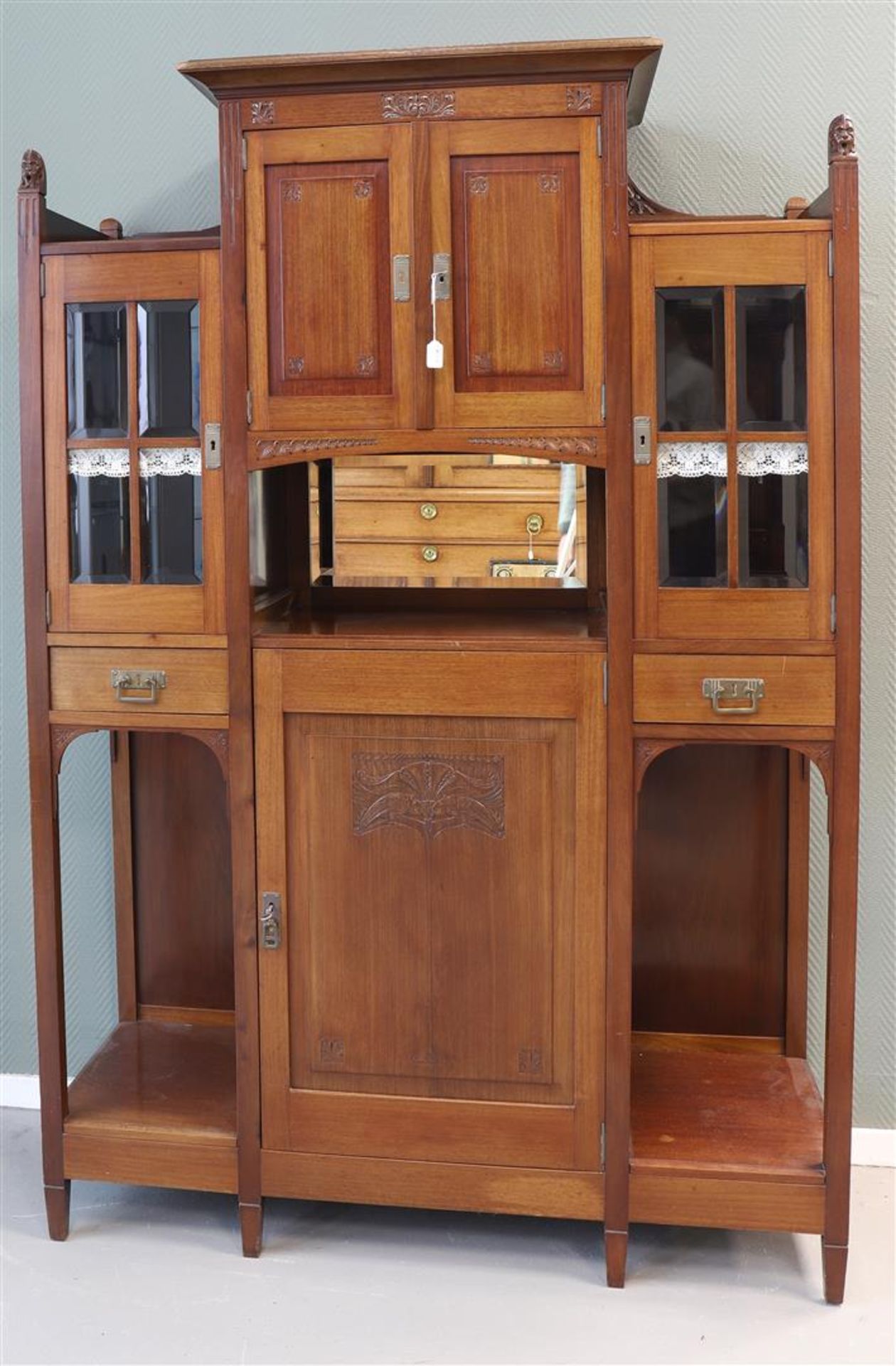 A walnut salon cabinet, new art, around 1900. - Image 2 of 2