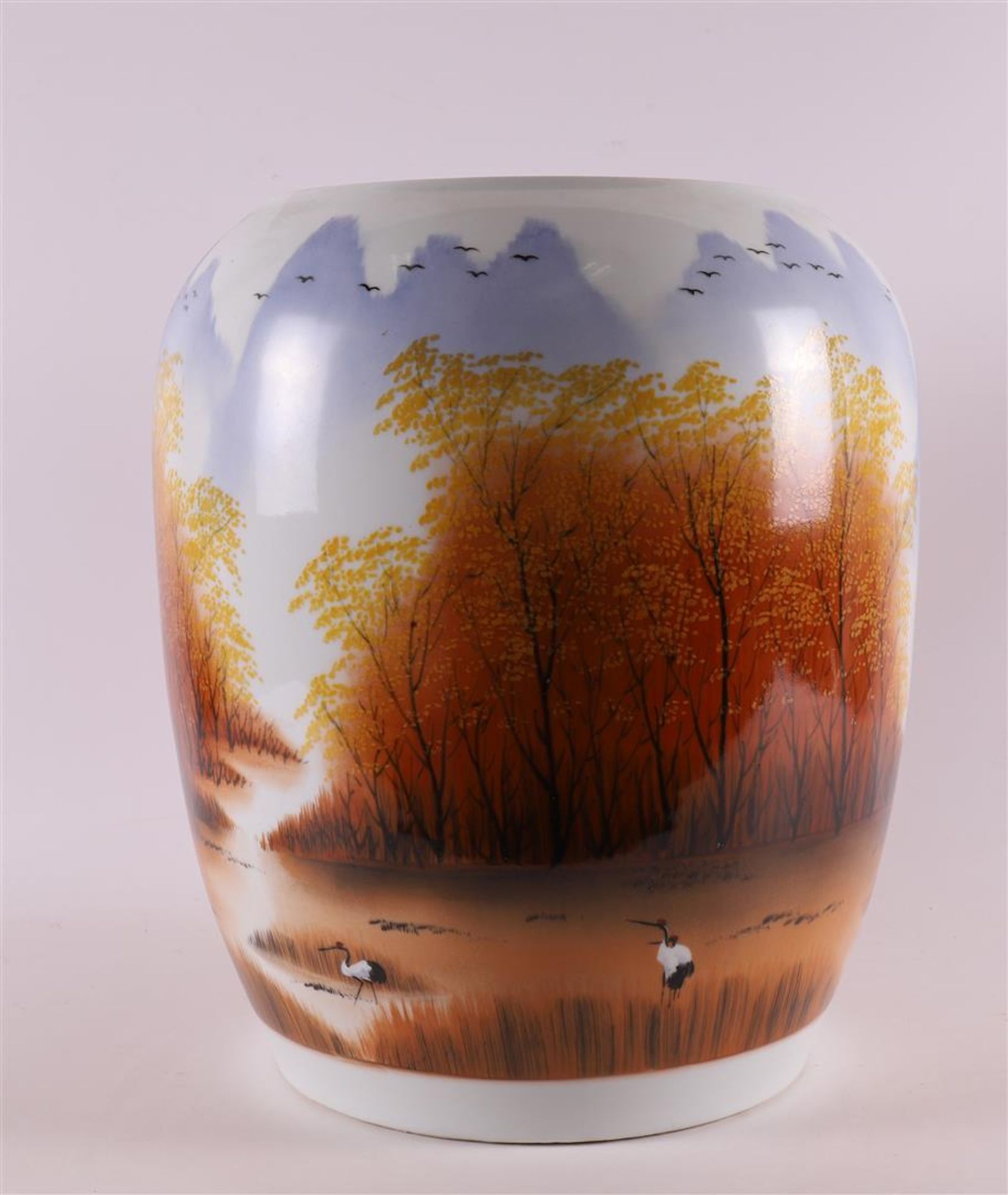 A porcelain vase, China 21st century. - Image 3 of 6