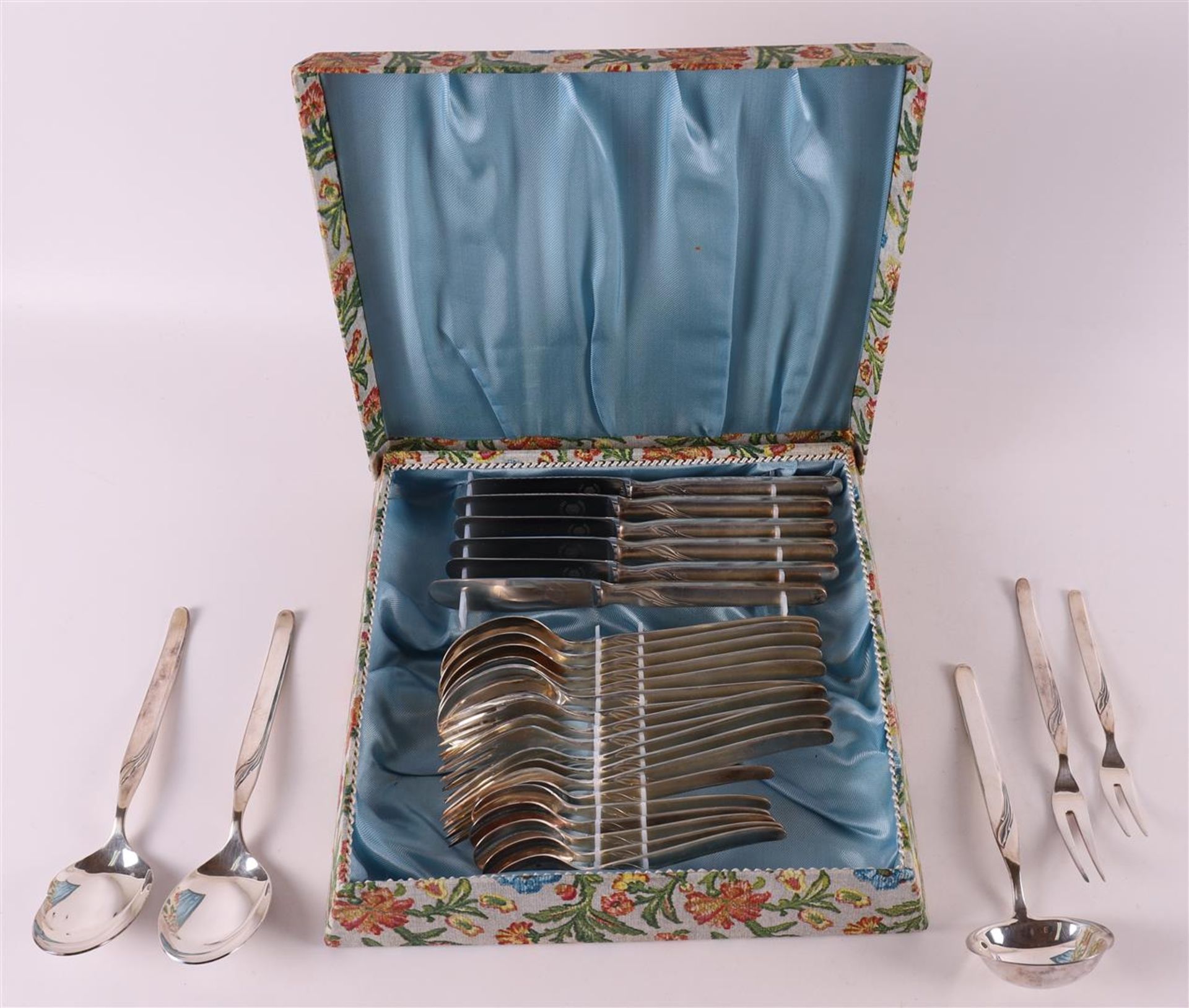 A silver plated cutlery set in cassette, Germany, Solingen, mid 20th century.