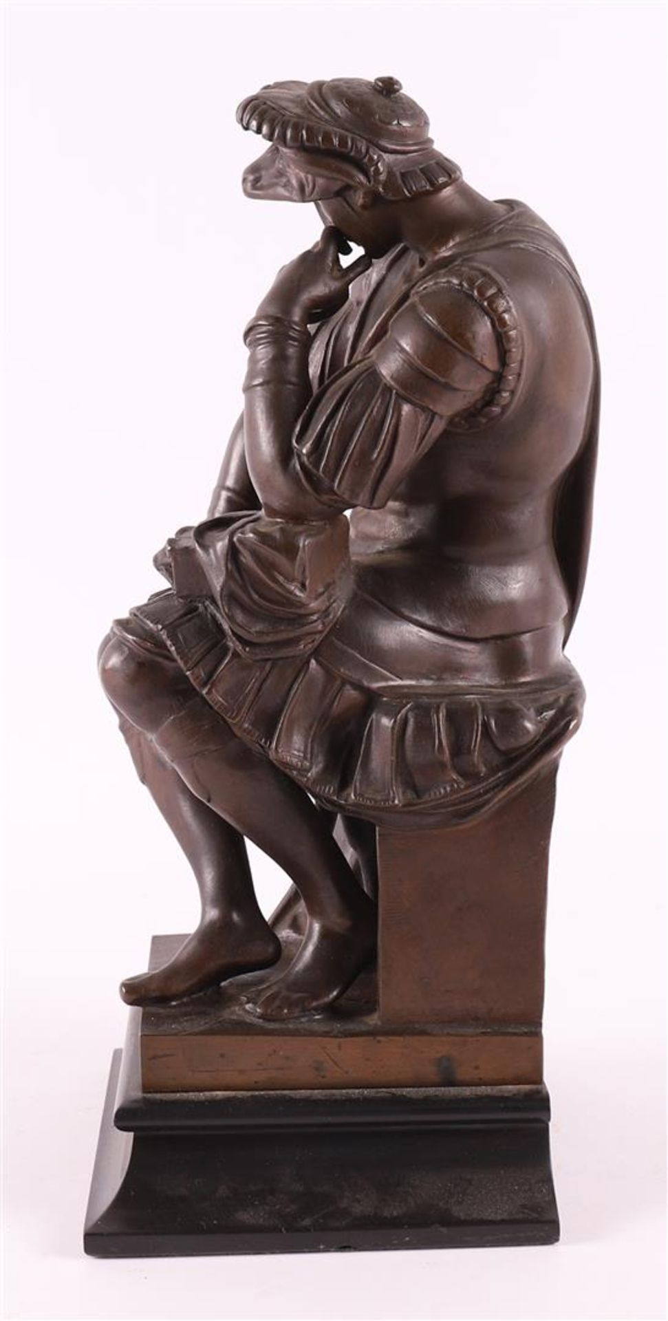 Berbedienne, Ferdinand (1810-1892) A brown patinated bronze Lorenzo de Medici. - Bild 2 aus 5