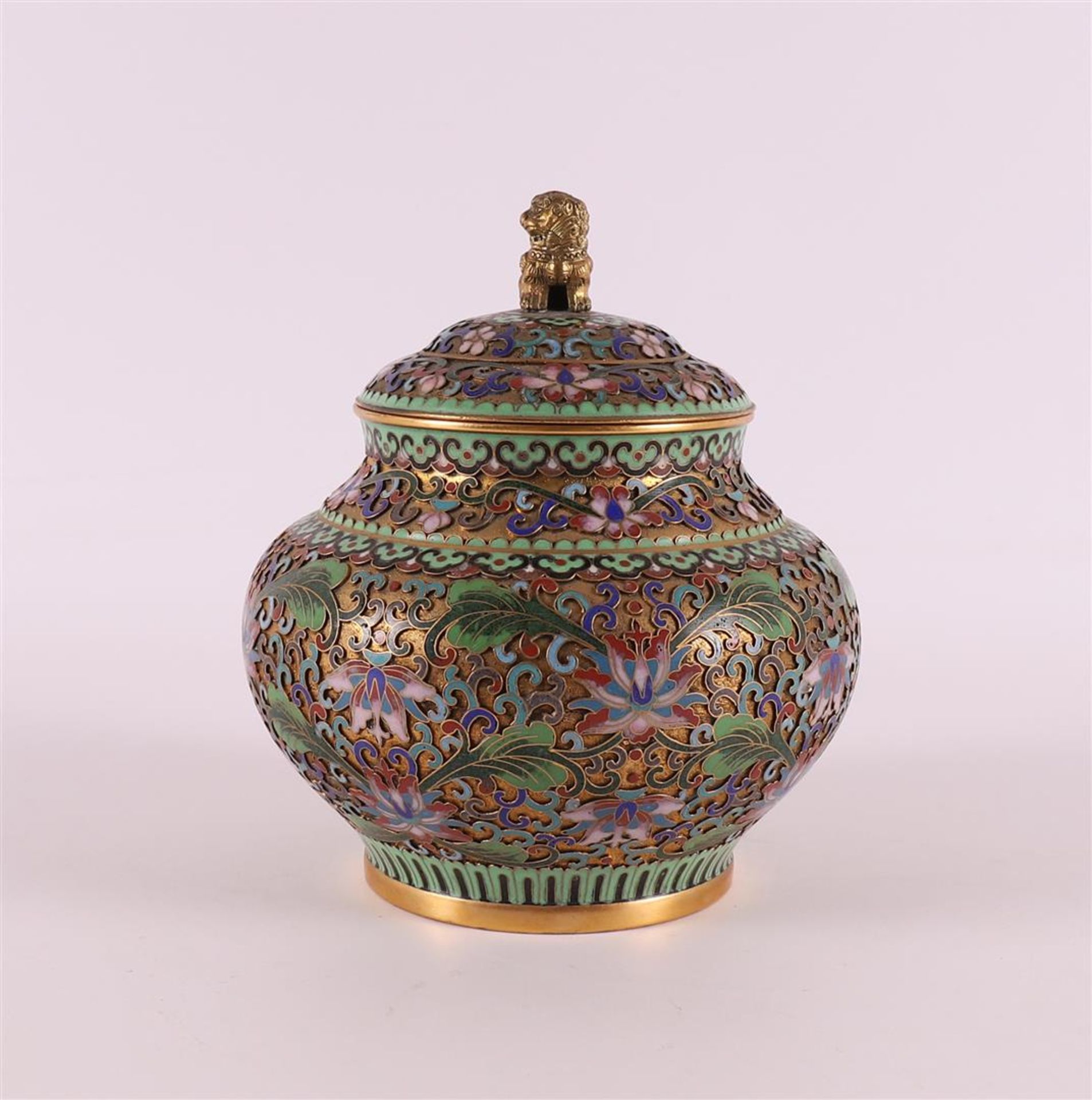 A cloisonné covered pot with partly openwork decoration, China, 20th century. - Image 2 of 5