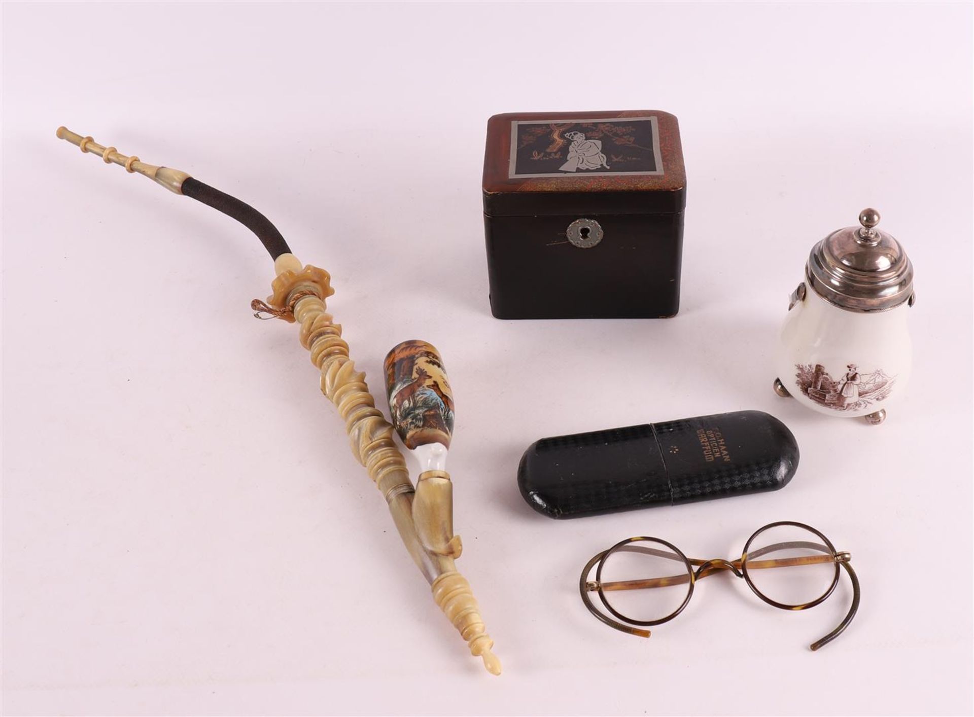 A lot of miscellaneous items, including matchstick pot with silver mounting, 19t - Bild 4 aus 6