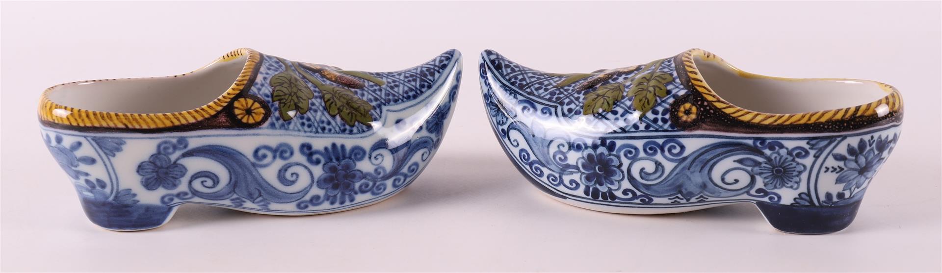 A pair of polychrome pottery clogs, Makkum, Tichelaar, mid 20th century. - Image 3 of 5