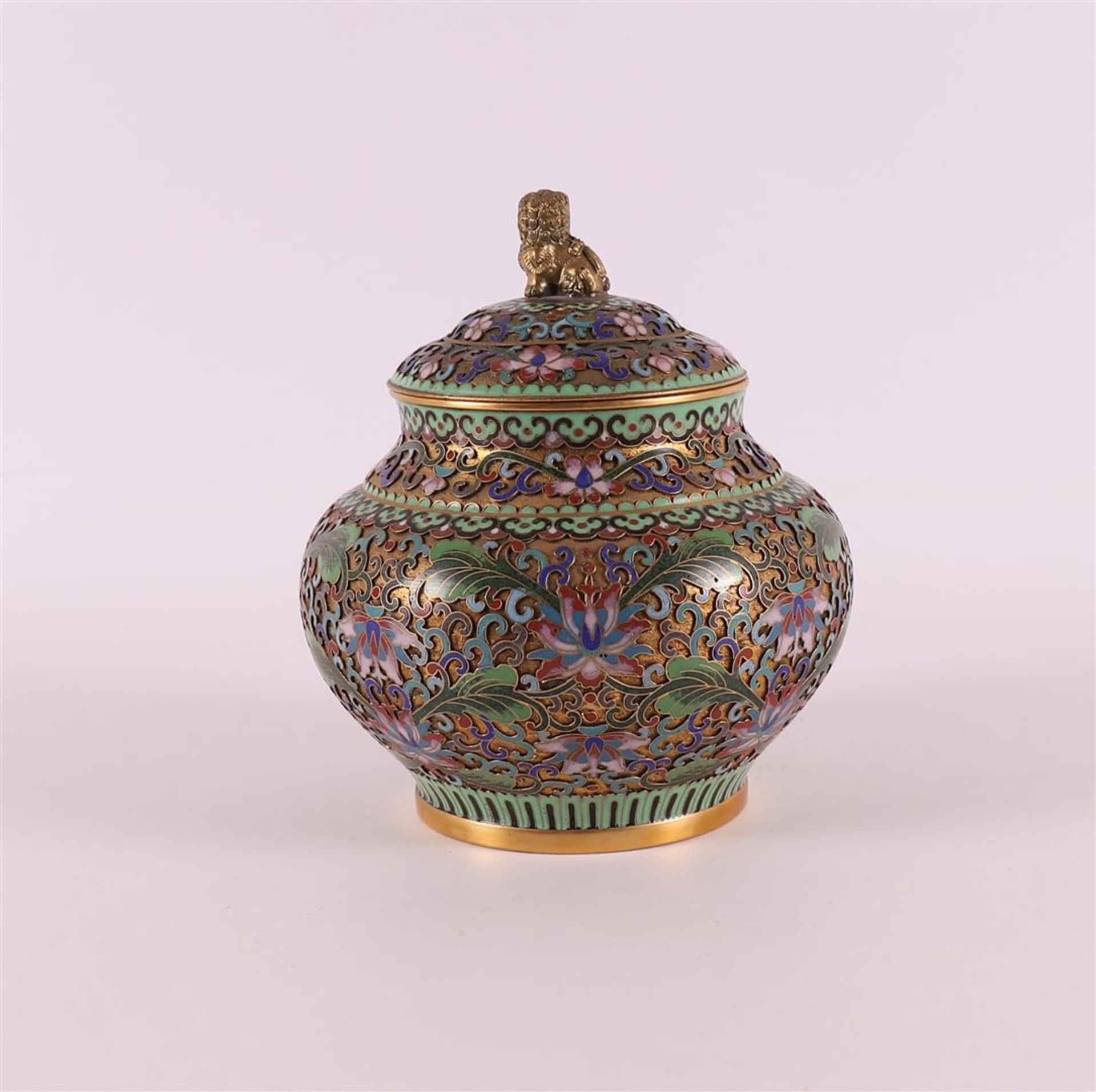 A cloisonné covered pot with partly openwork decoration, China, 20th century. - Image 3 of 5