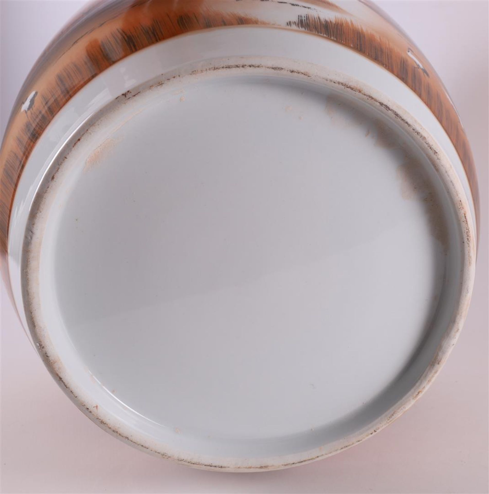 A porcelain vase, China 21st century. - Image 6 of 6
