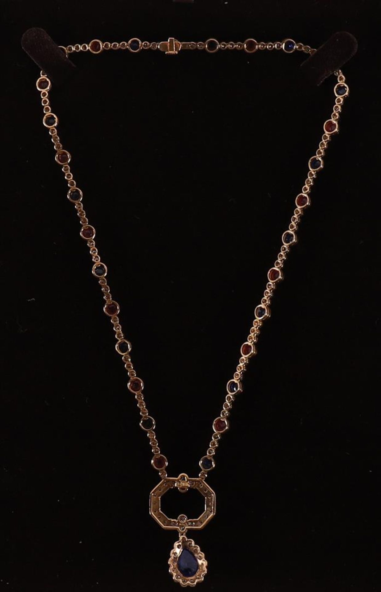 An 18 kt 750/1000 yellow gold luxury necklace, Spritzer & Fuhrman. - Image 3 of 3