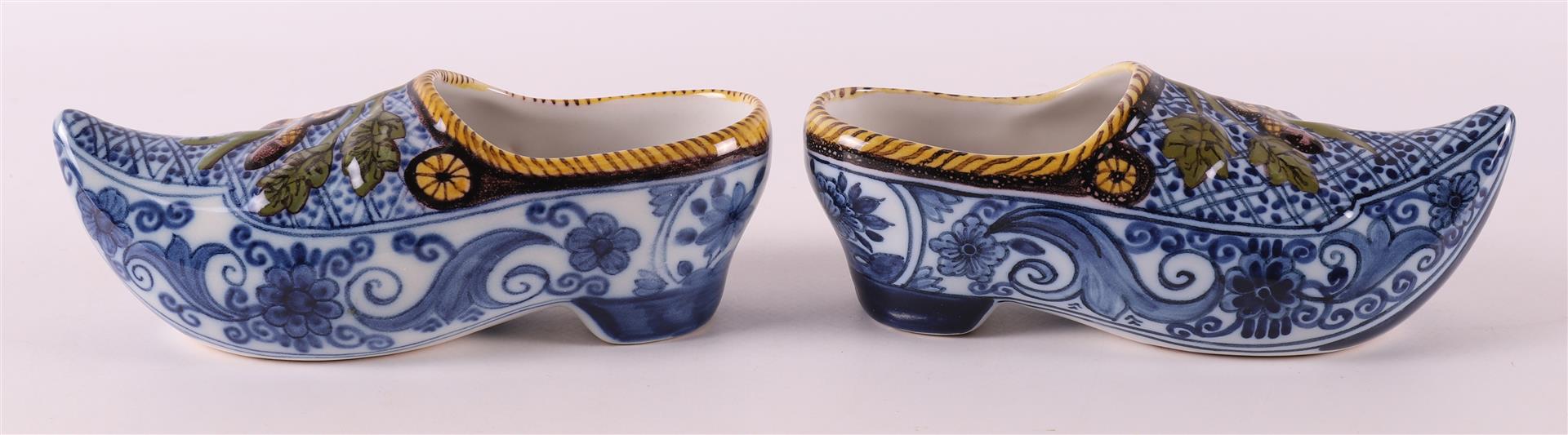 A pair of polychrome pottery clogs, Makkum, Tichelaar, mid 20th century. - Image 2 of 5