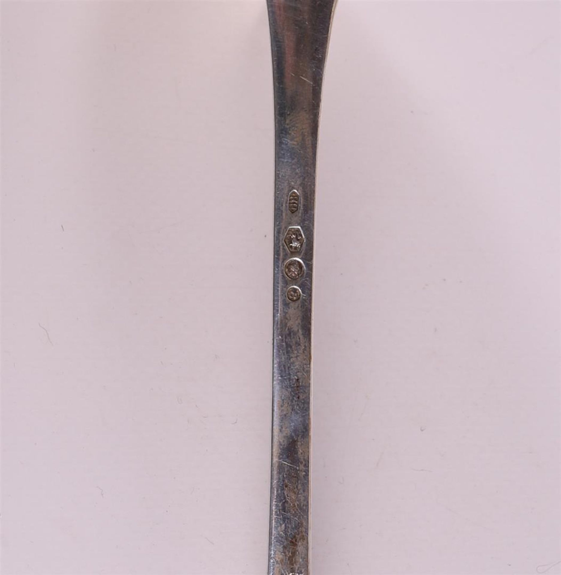 A 2nd grade 835/1000 silver cutlery fragment, including year letter 1936. - Bild 2 aus 2