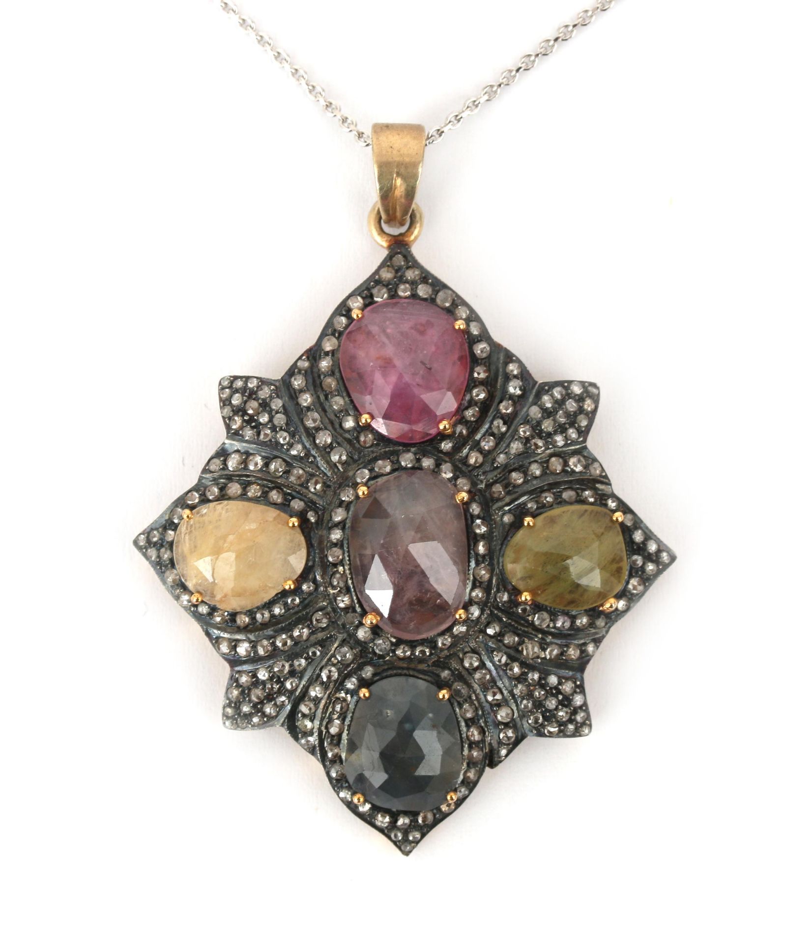 A gilded 835 silver star pendant with sapphire and diamond