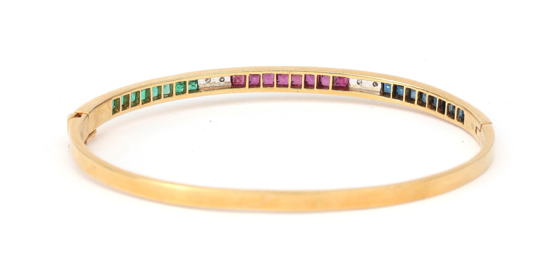 An 18 karat gold diamond, ruby, emerald and sapphire bangle - Bild 2 aus 3