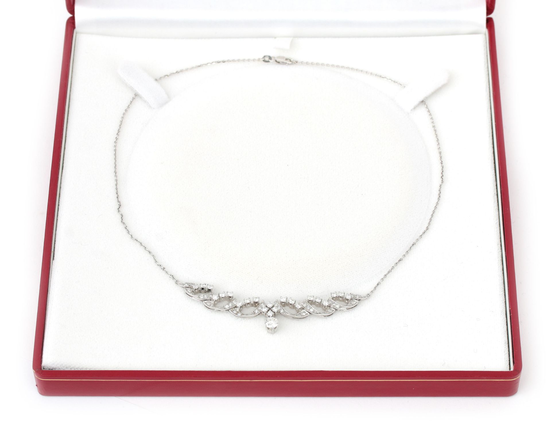 A 14 karat white gold diamond necklace - Bild 3 aus 3