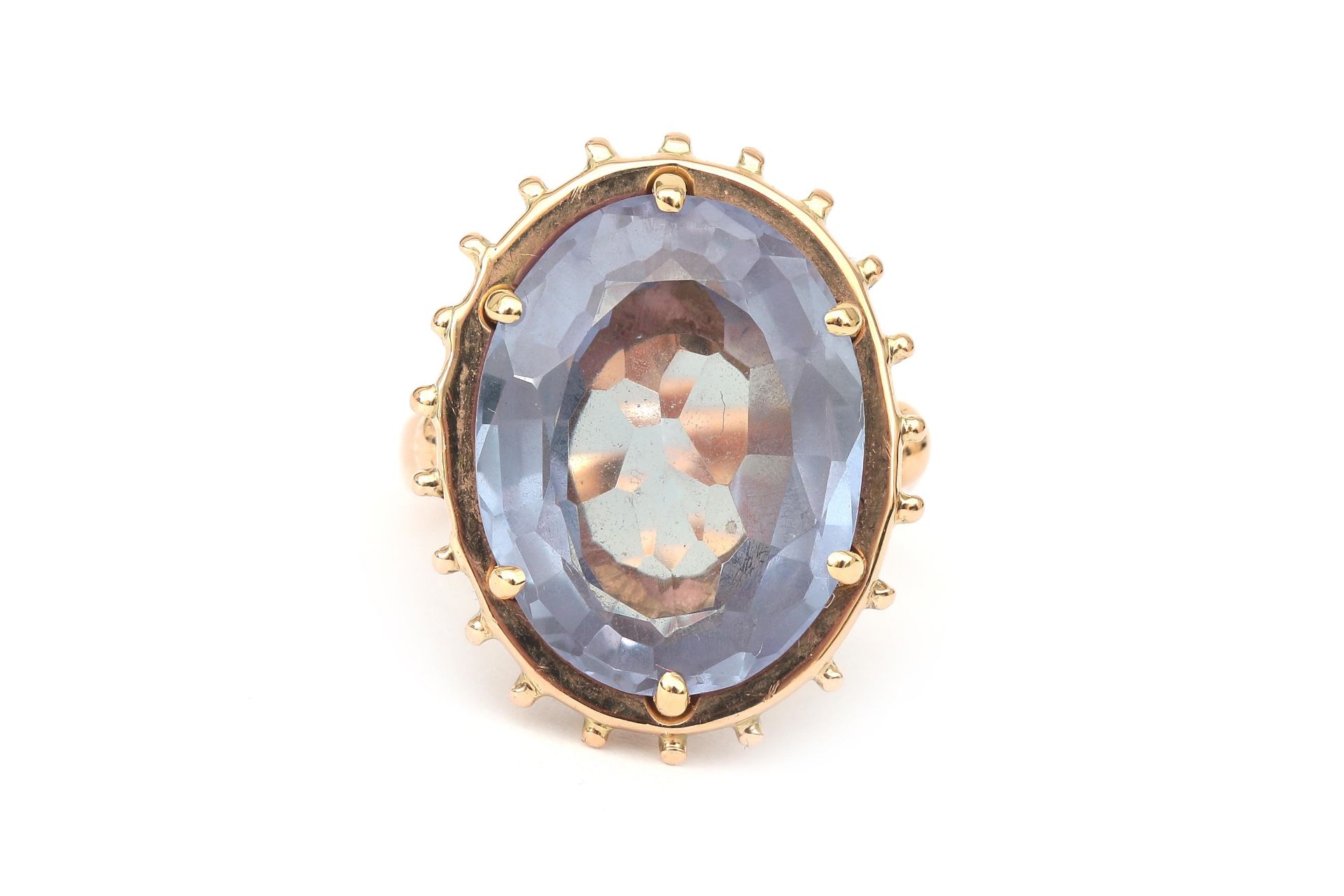 A 18 karat gold sapphire ring, ca. 1950