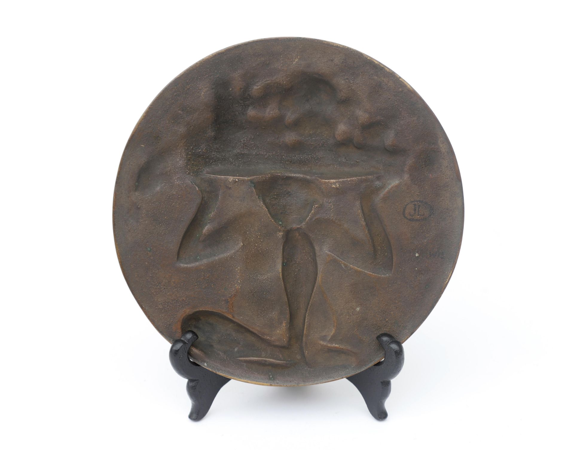 Henry Dropsy (1885-1969) A circular bronze plaque depicting a seated female nude with a fruit-filled - Bild 4 aus 4