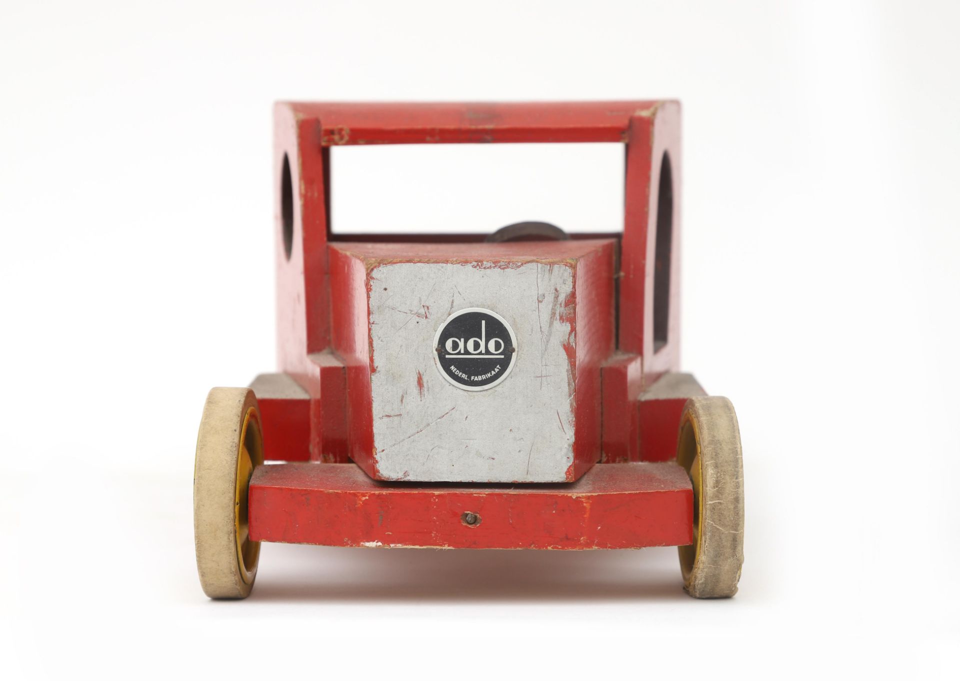 ADO Speelgoed A green, red, yellow and silvercoloured lacquered wooden child's truck ' - Bild 3 aus 3