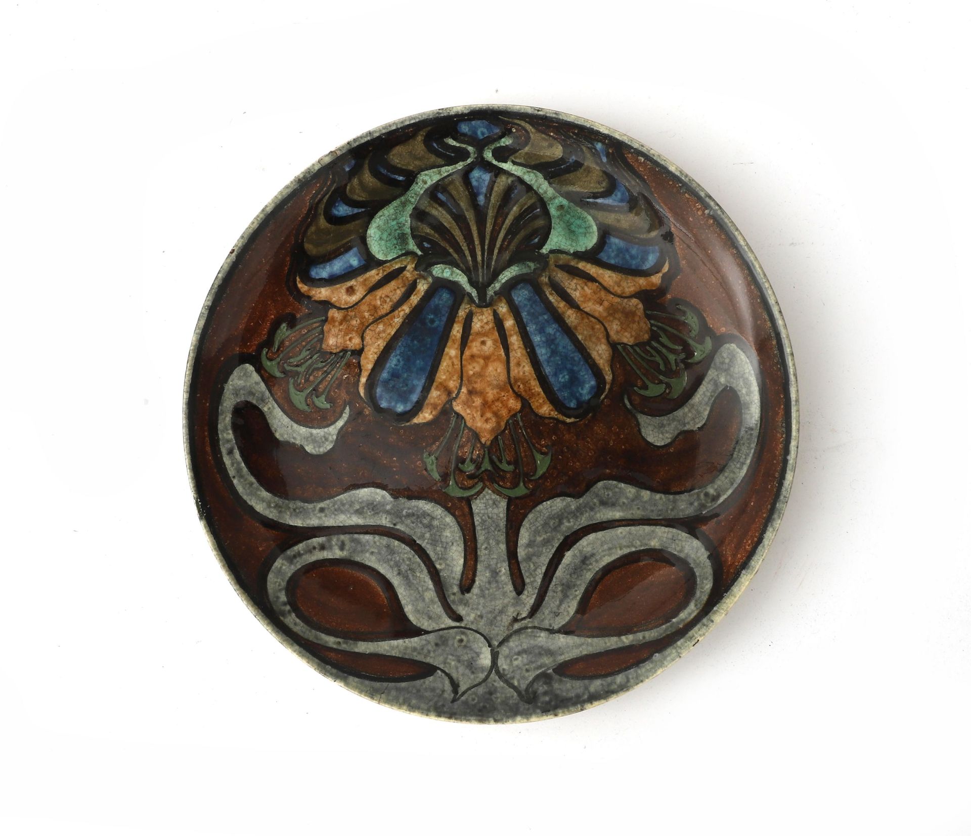 N.V. Haagsche Plateelfabriek Rozenburg, Den Haag (1883-1917) A ceramic wall plate decorated with