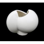 Jan van der Vaart (1931-2000) A white glazed ceramic vase, model 57 "Billen" (buttocks), multiple,