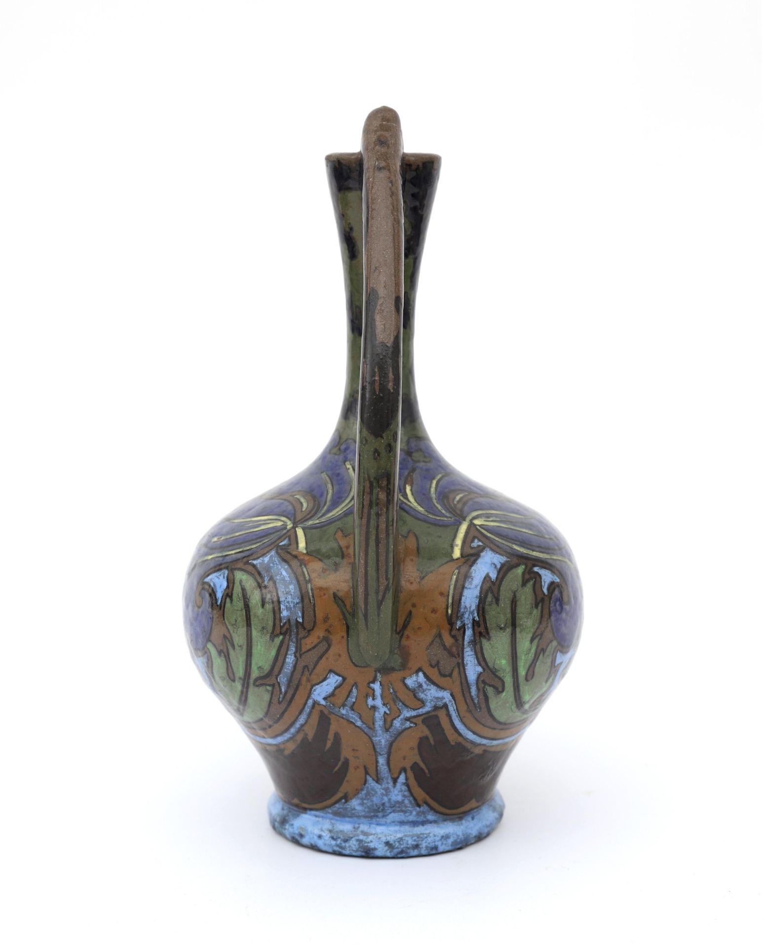 De Distel, Amsterdam A ceramic two-handled vase decorated on both sides with stylised floral - Bild 4 aus 5