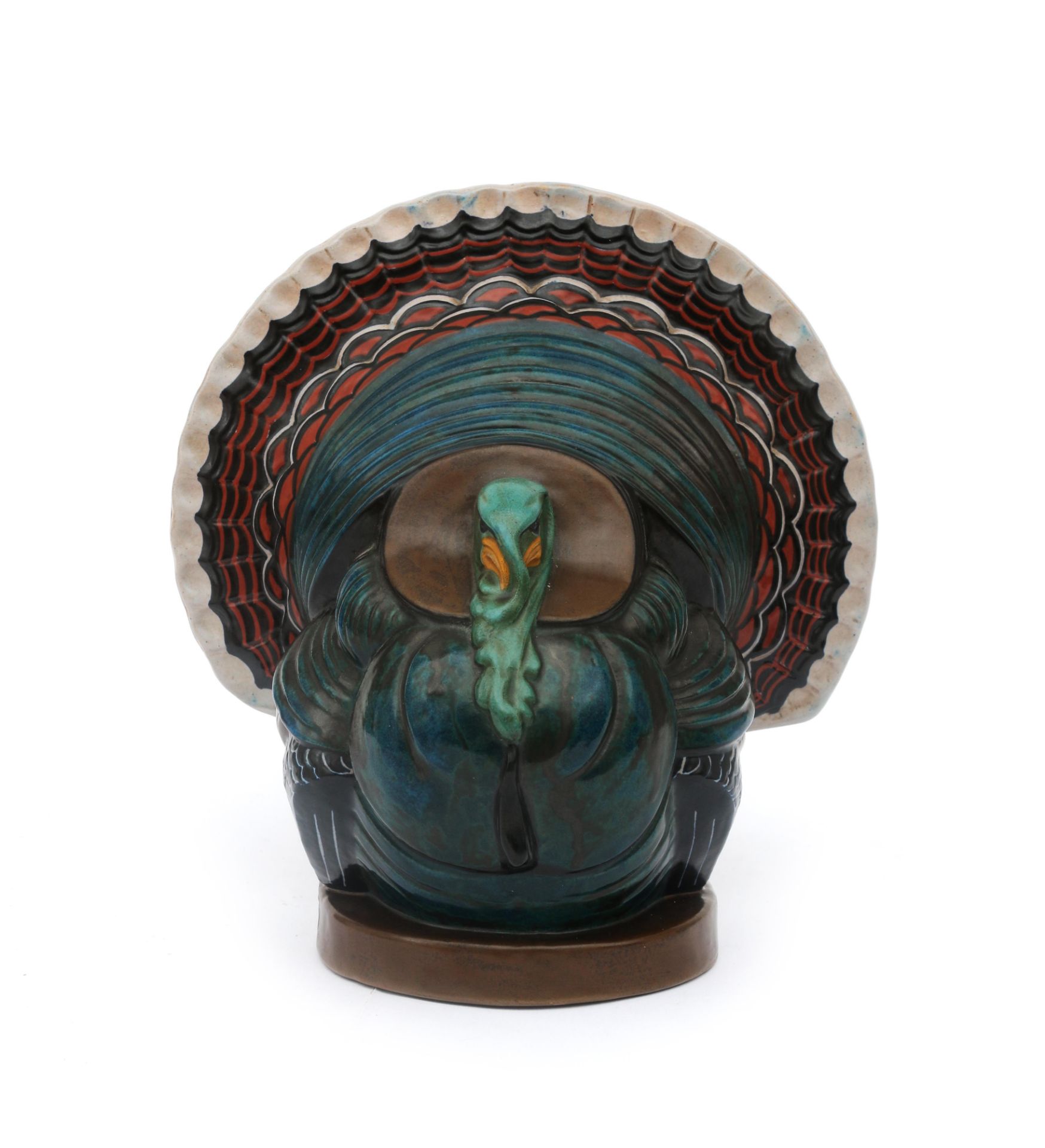 Tjipke Visser (1876-1955) A rare moulded ceramic figure of a turkey, polychrome decorated, signed - Bild 2 aus 5