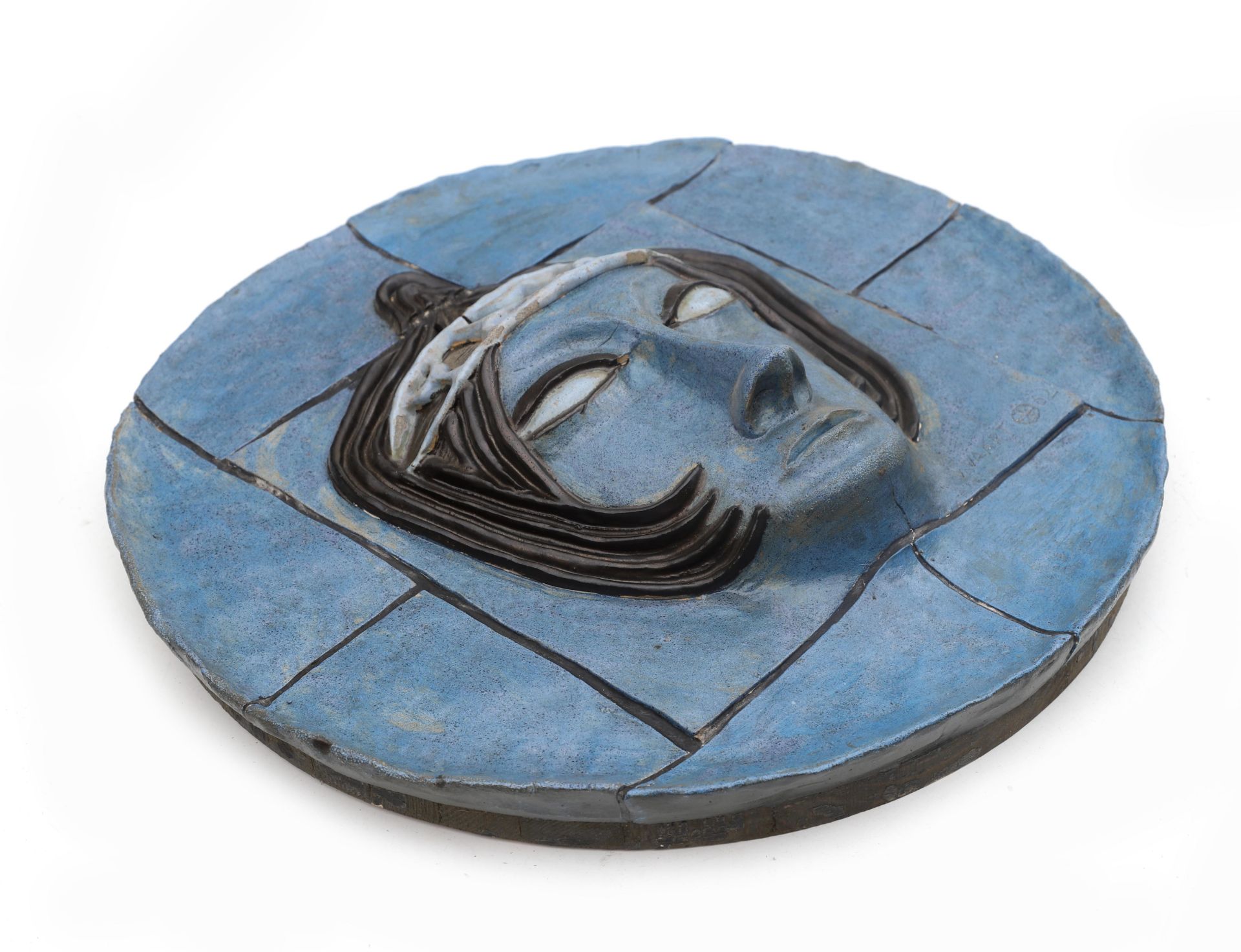 Jan van der Vaart (1931-2000) A blue glazed circular ceramic tile picture with relief shaped as a - Bild 2 aus 2