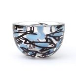 Olaf Stevens (1954) A glass bowl in grale-technique, internally decorated with fishes, unique piece,