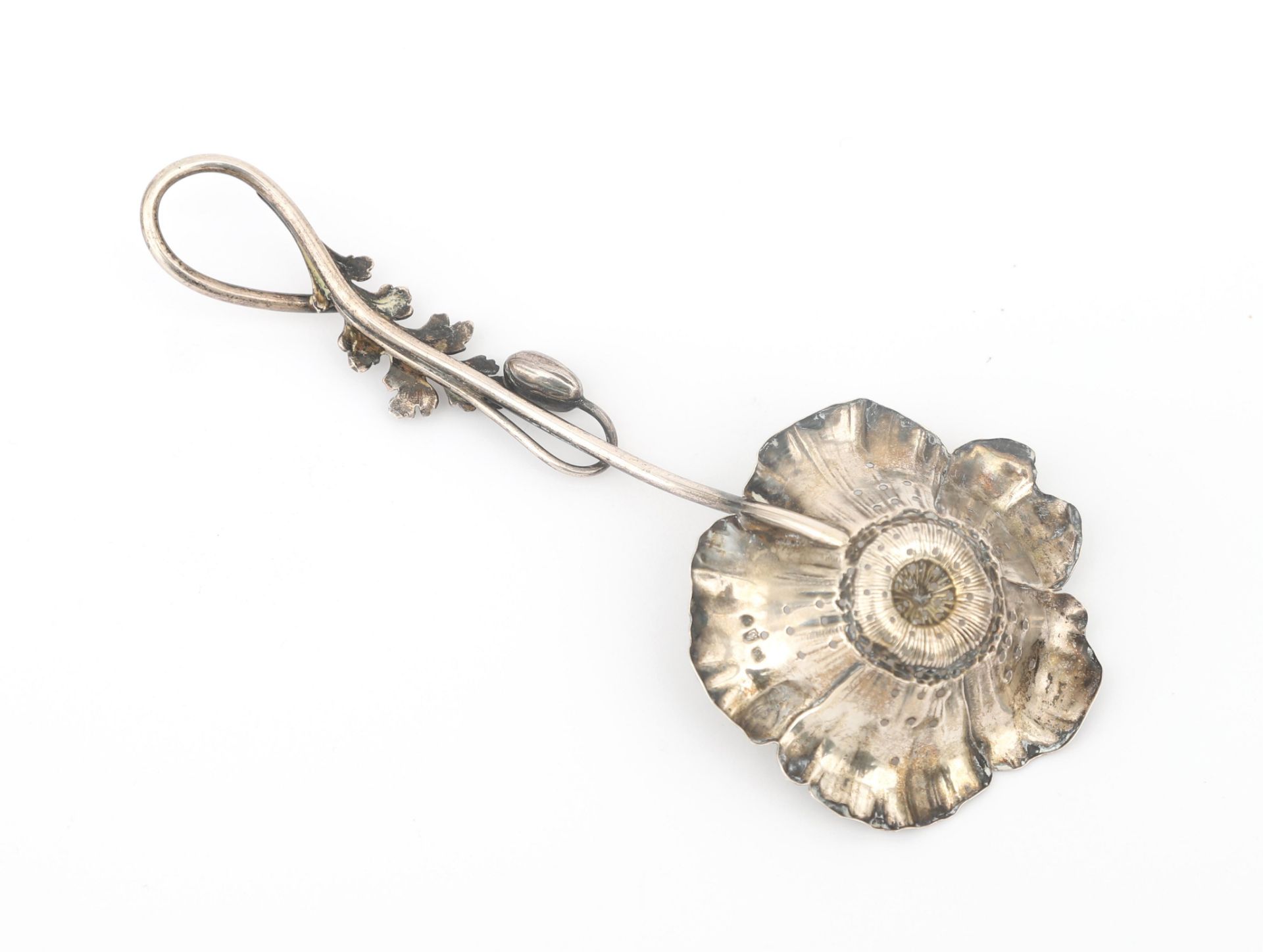 Lutz & Weiß GmbH, Pforzheim A Jugendstil .800 silver tea strainer, the whole shaped as a flower, - Bild 2 aus 3