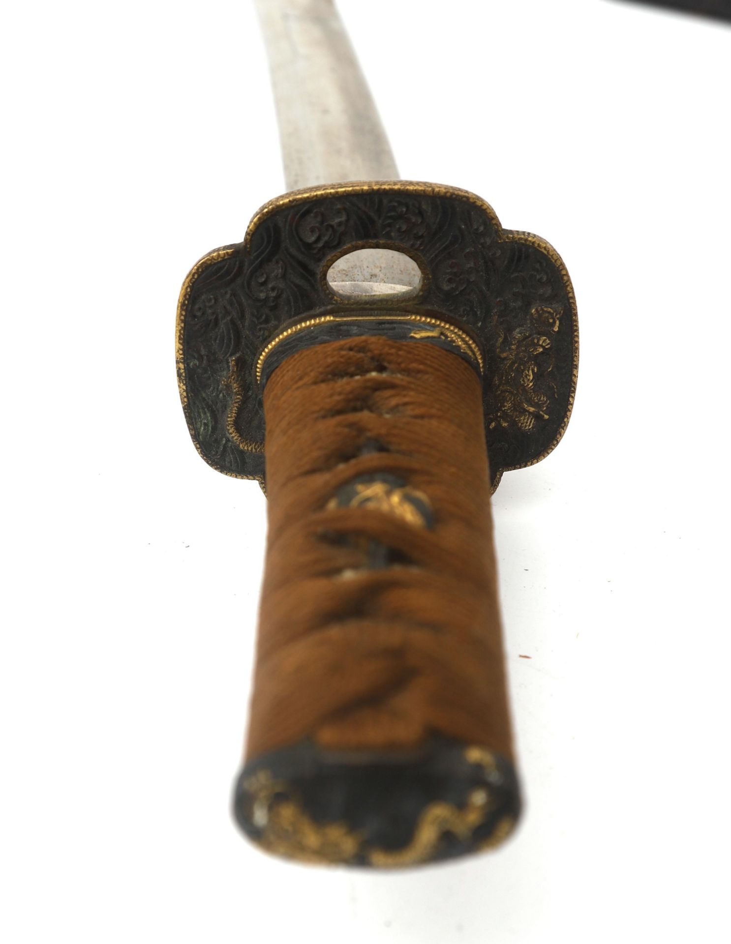 The wakizashi (脇差 / 'side inserted sword': referring to how they were worn, on one side underneath - Bild 4 aus 5