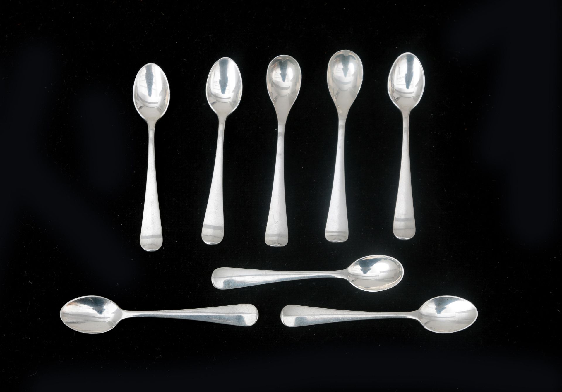 Six Dutch silver mocca spoons, model Haagslofje/Hollandsglad. Master stamp possibly of the - Bild 4 aus 6