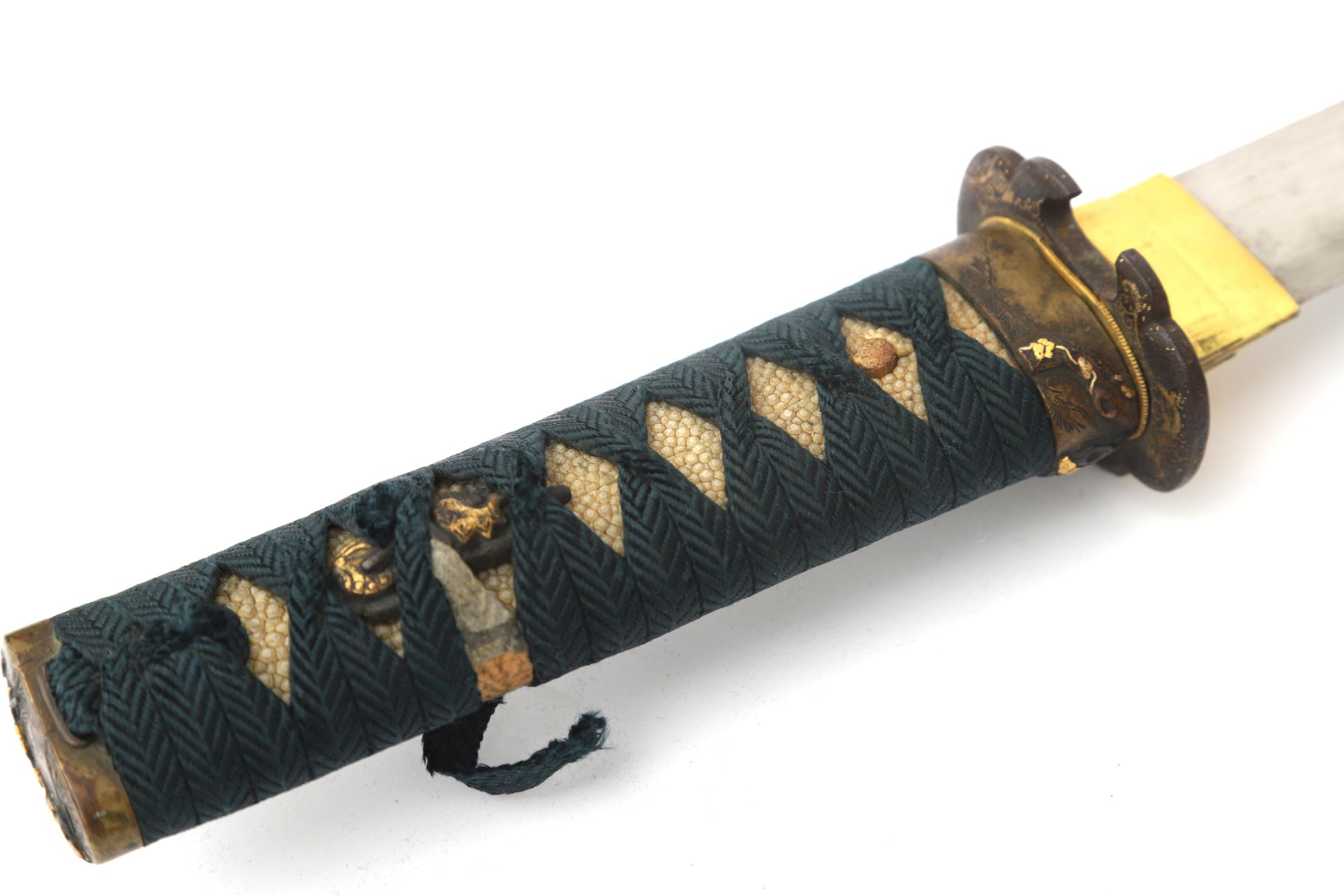 The wakizashi (脇差 / 'side inserted sword': referring to how they were worn, on one side underneath - Bild 4 aus 5