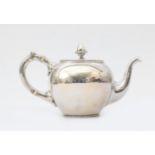 A Dutch 835 silver teapot with beaded borders, maker's mark: C.J. Begeer, 1888. 201 grams.