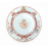 Large export porcelain dish with the crest of the Dutch Sichterman-family. Jan Albert Sichterman (